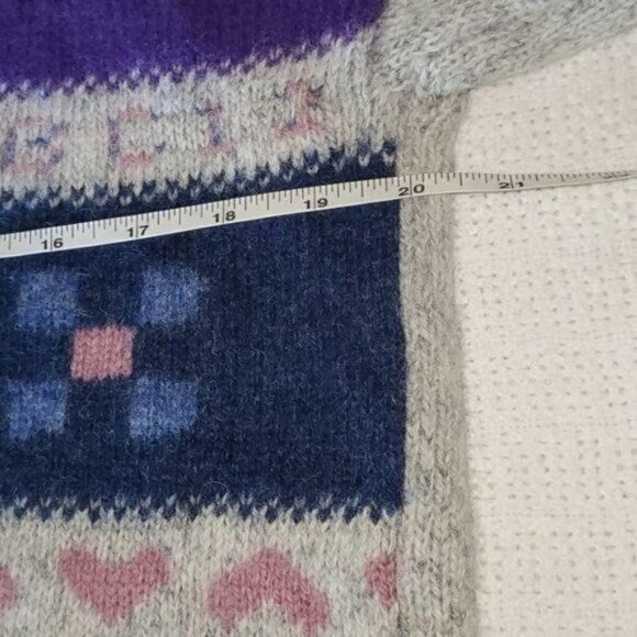 Woolrich Wool Knitted Graphics  Lambs, Bunnies & People LS Sz XL Sweater - Picture 3 of 8